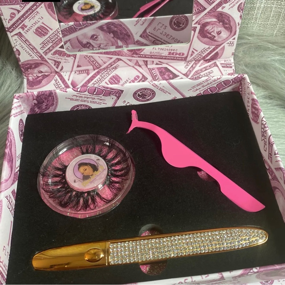 Birthday Get Money Lashes set